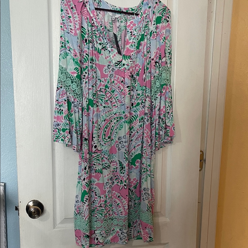 crown & ivy Pink, Green & White Paisley Shift Dress